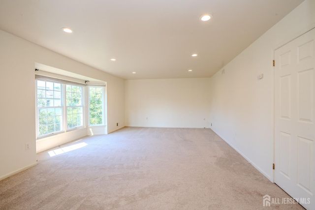 4 Chipwood Lane, North Brunswick, NJ 08902