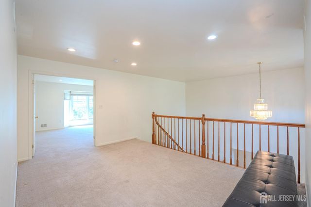 4 Chipwood Lane, North Brunswick, NJ 08902