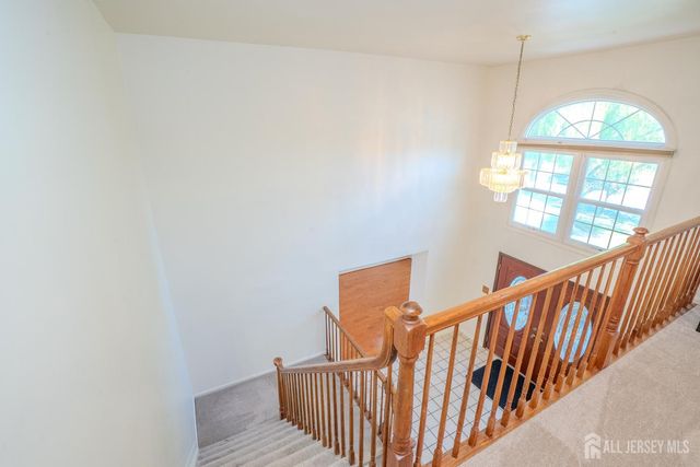 4 Chipwood Lane, North Brunswick, NJ 08902