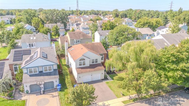 4 Chipwood Lane, North Brunswick, NJ 08902