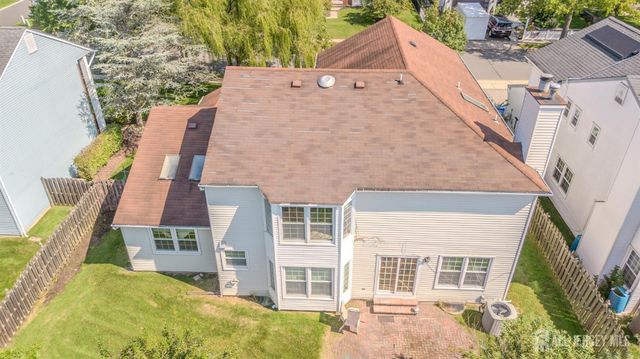 4 Chipwood Lane, North Brunswick, NJ 08902