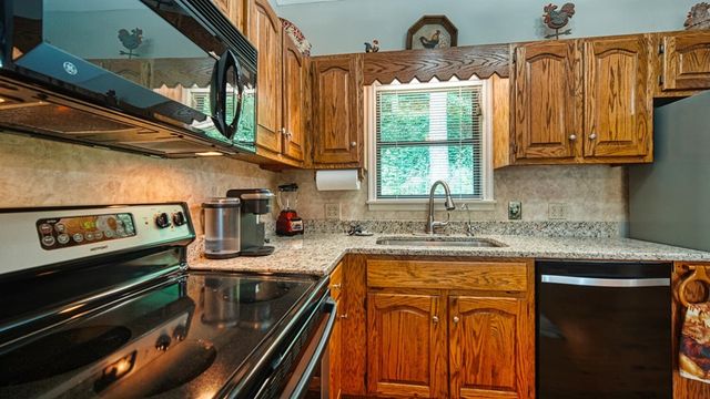 2529 Hunter Road, Hiawassee, GA 30546