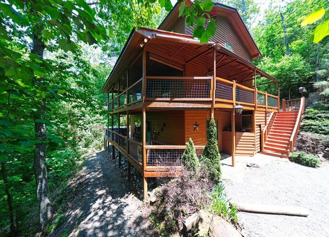 2529 Hunter Road, Hiawassee, GA 30546
