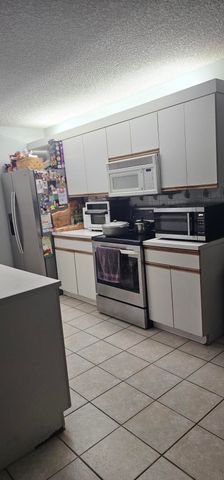 4810 Mcgill Street, Boynton Beach, FL 33436