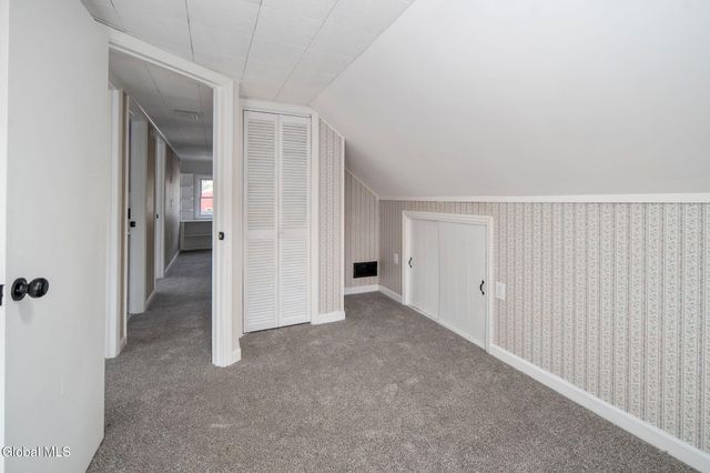 6 Woodside Avenue, Moreau, NY 12803