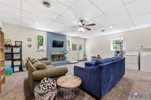1609 Foster Rd, Henrico, VA 23226