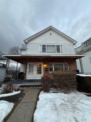 90 W Main Street, Walden, NY 12586