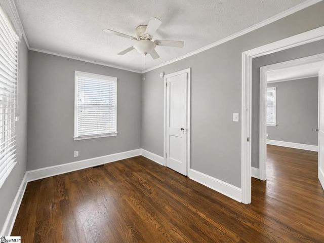 200 Carolina Avenue, Greer, SC 29650