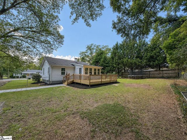 200 Carolina Avenue, Greer, SC 29650