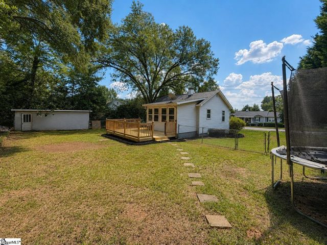 200 Carolina Avenue, Greer, SC 29650