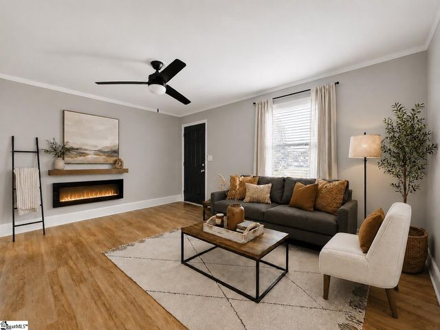 200 Carolina Avenue, Greer, SC 29650