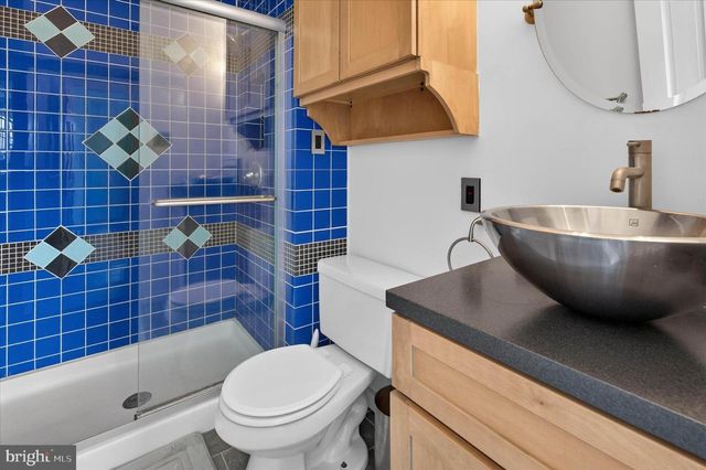 4209 LACKLAND PL, Philadelphia, PA 19114