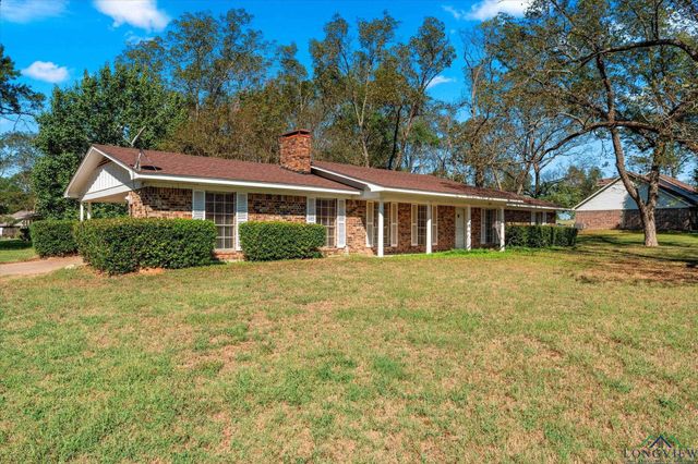 102 Westwood PKWY, Naples, TX 75568