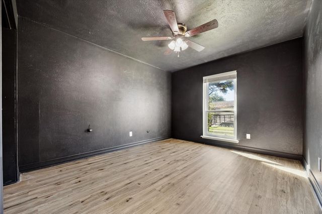 24414 Broken Bow Lane, Hockley, TX 77447