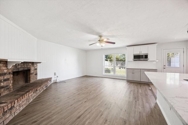 24414 Broken Bow Lane, Hockley, TX 77447