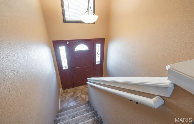 103 Granite Court, St Robert, MO 65584