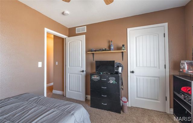 103 Granite Court, St Robert, MO 65584