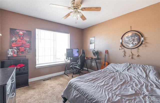 103 Granite Court, St Robert, MO 65584