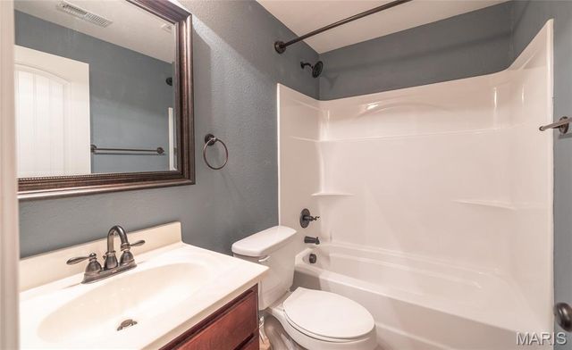 103 Granite Court, St Robert, MO 65584