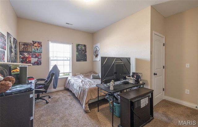 103 Granite Court, St Robert, MO 65584