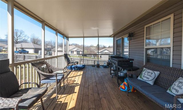 103 Granite Court, St Robert, MO 65584