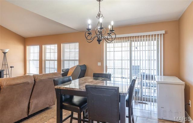 103 Granite Court, St Robert, MO 65584