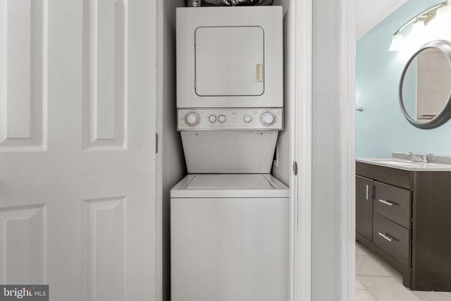 1503 DIXON ST, Fredericksburg, VA 22401