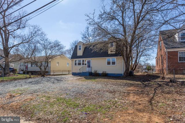 1503 DIXON ST, Fredericksburg, VA 22401