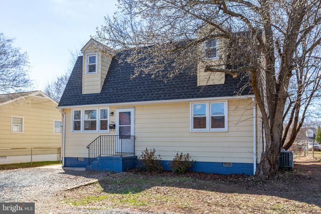 1503 DIXON ST, Fredericksburg, VA 22401