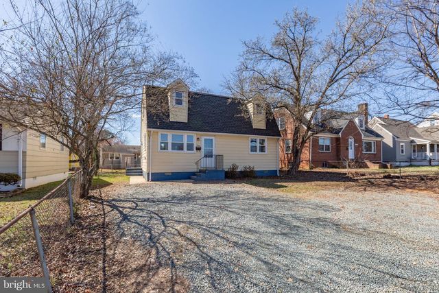 1503 DIXON ST, Fredericksburg, VA 22401
