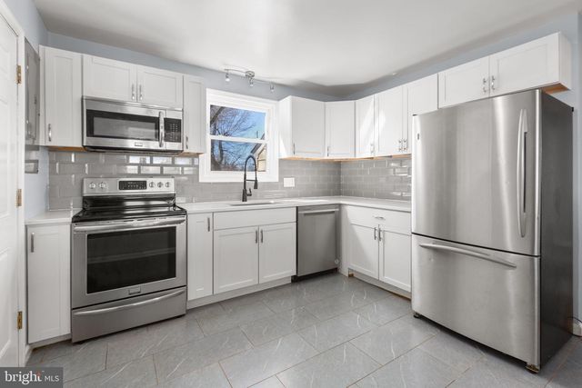 1503 DIXON ST, Fredericksburg, VA 22401