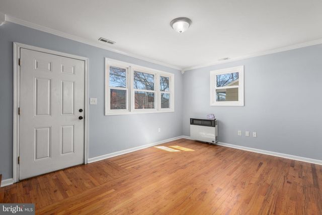 1503 DIXON ST, Fredericksburg, VA 22401