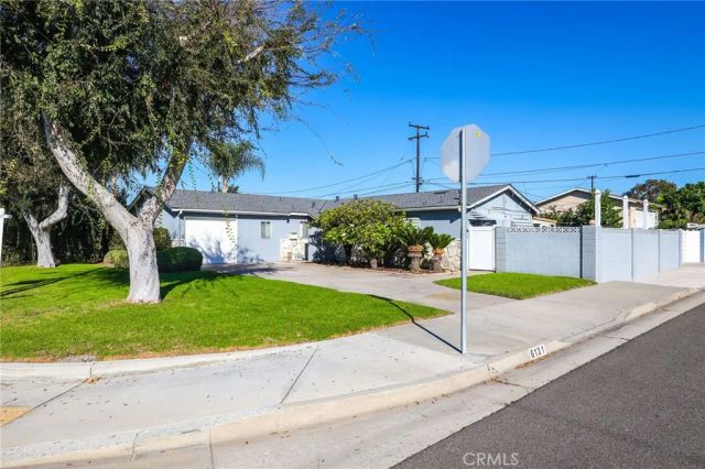 6131 Chinook, Westminster, CA 92683