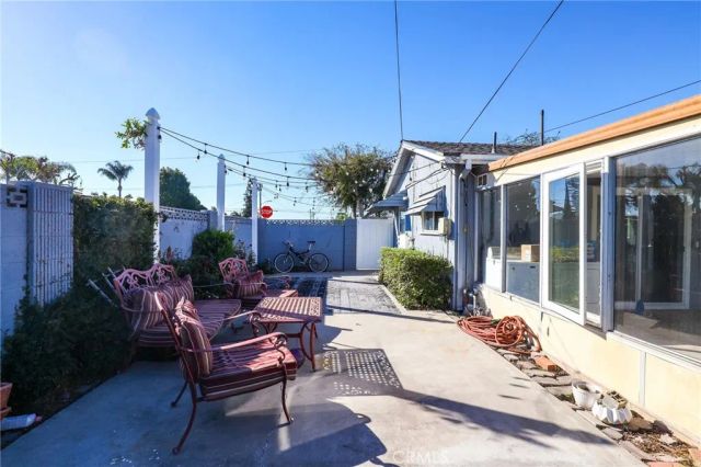 6131 Chinook, Westminster, CA 92683
