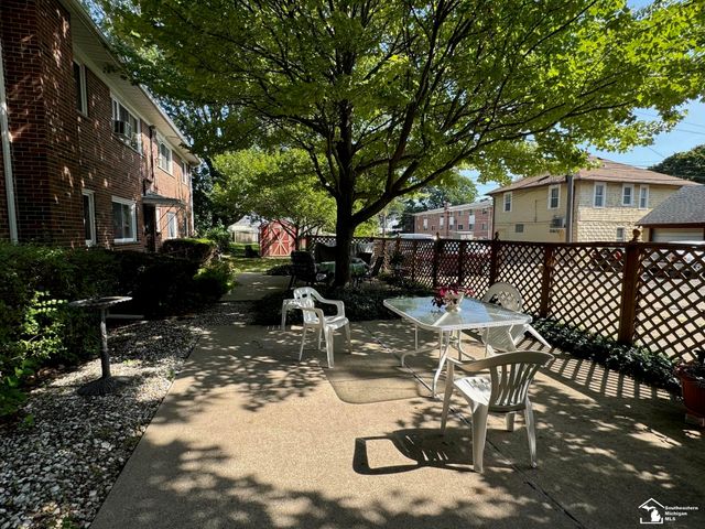 3437 3rd Street, Trenton, MI 48183