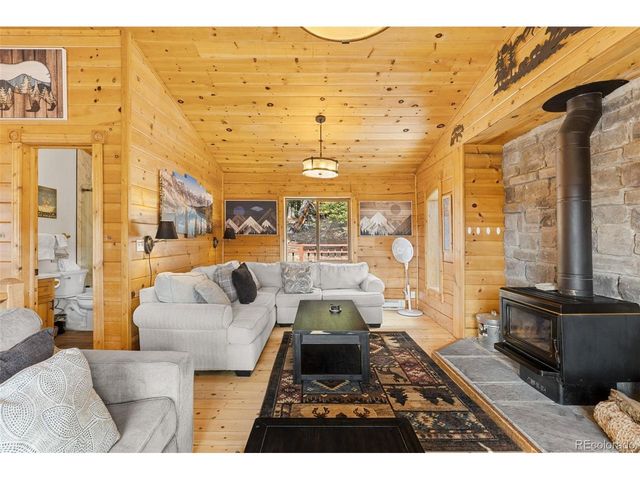 231 Kimmes Ln, Breckenridge, CO 80424