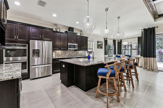 5138 LAKECASTLE DRIVE, Tampa, FL 33624