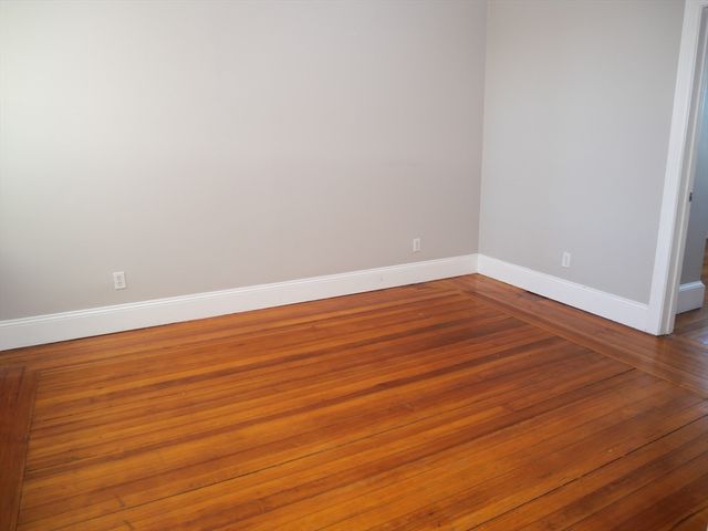 14 Chestnut Hill Ave 3, Boston, MA 02135