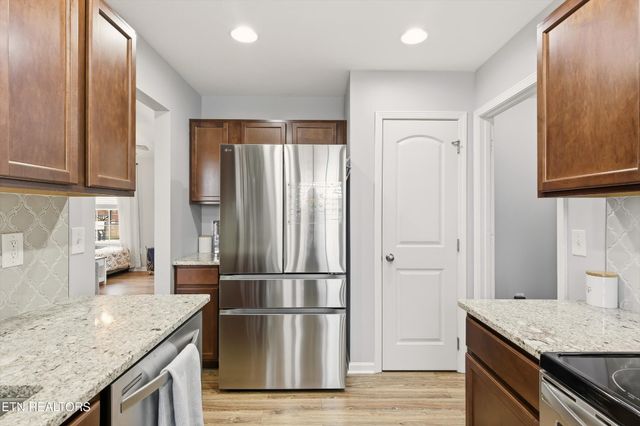 2732 Ely Park Lane, Knoxville, TN 37924