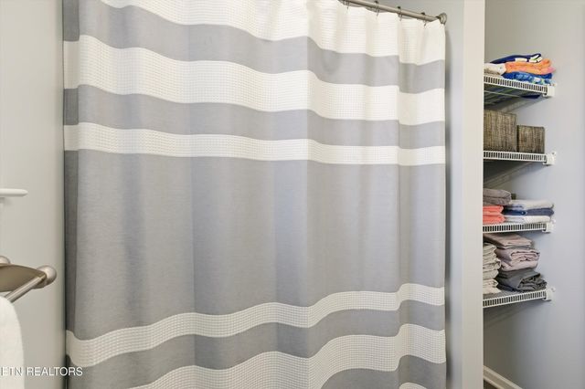 2732 Ely Park Lane, Knoxville, TN 37924