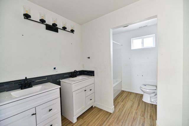 915 E Broad Ave, Spokane, WA 99207