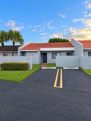 15337 SW 80th Lane, Miami, FL 33193