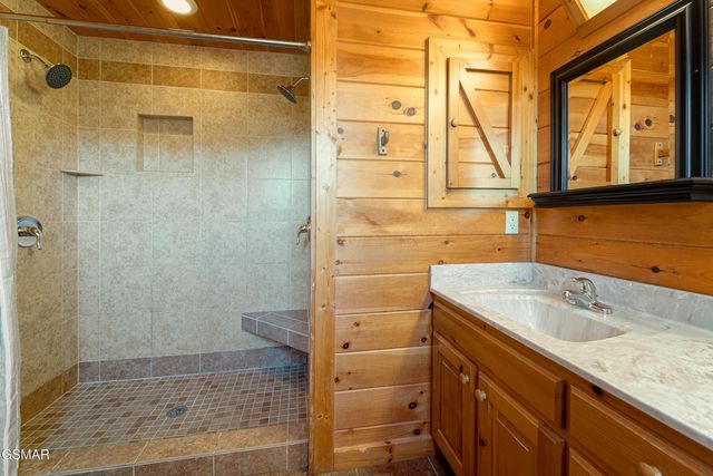 2936 Lightning Strike Drive, Sevierville, TN 37876