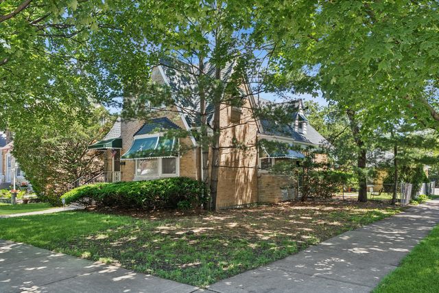3301 N Newland Avenue, Chicago, IL 60634