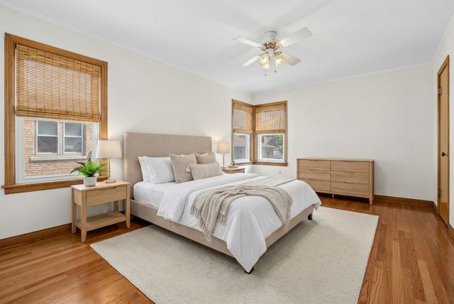 3301 N Newland Avenue, Chicago, IL 60634