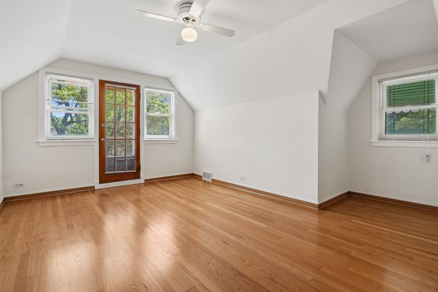 3301 N Newland Avenue, Chicago, IL 60634