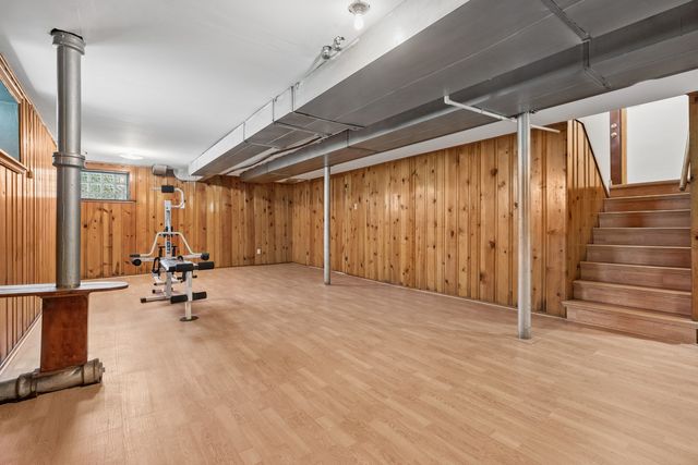 3301 N Newland Avenue, Chicago, IL 60634
