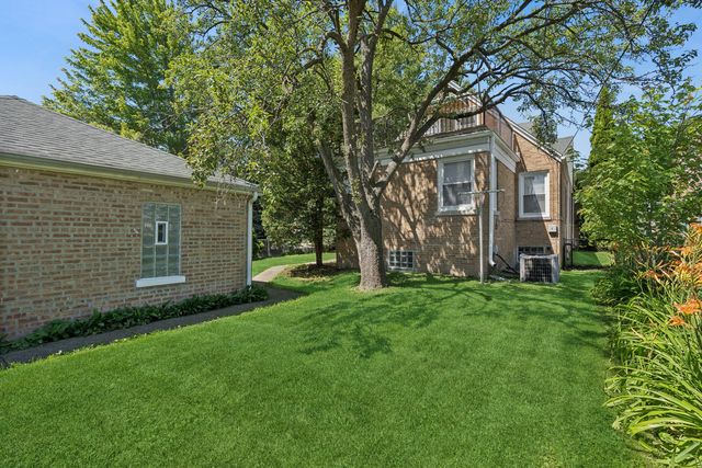 3301 N Newland Avenue, Chicago, IL 60634