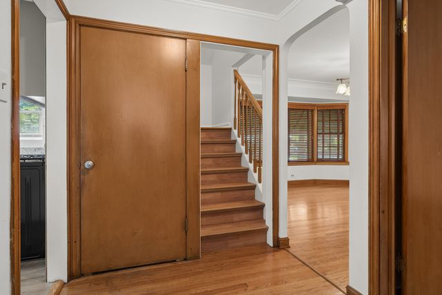 3301 N Newland Avenue, Chicago, IL 60634