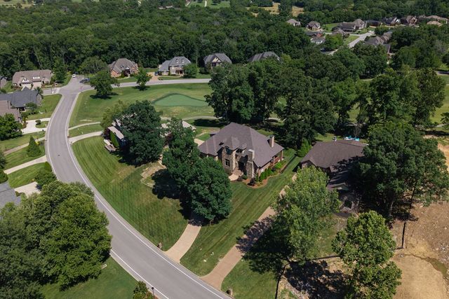 641 Five Oaks Blvd, Lebanon, TN 37087